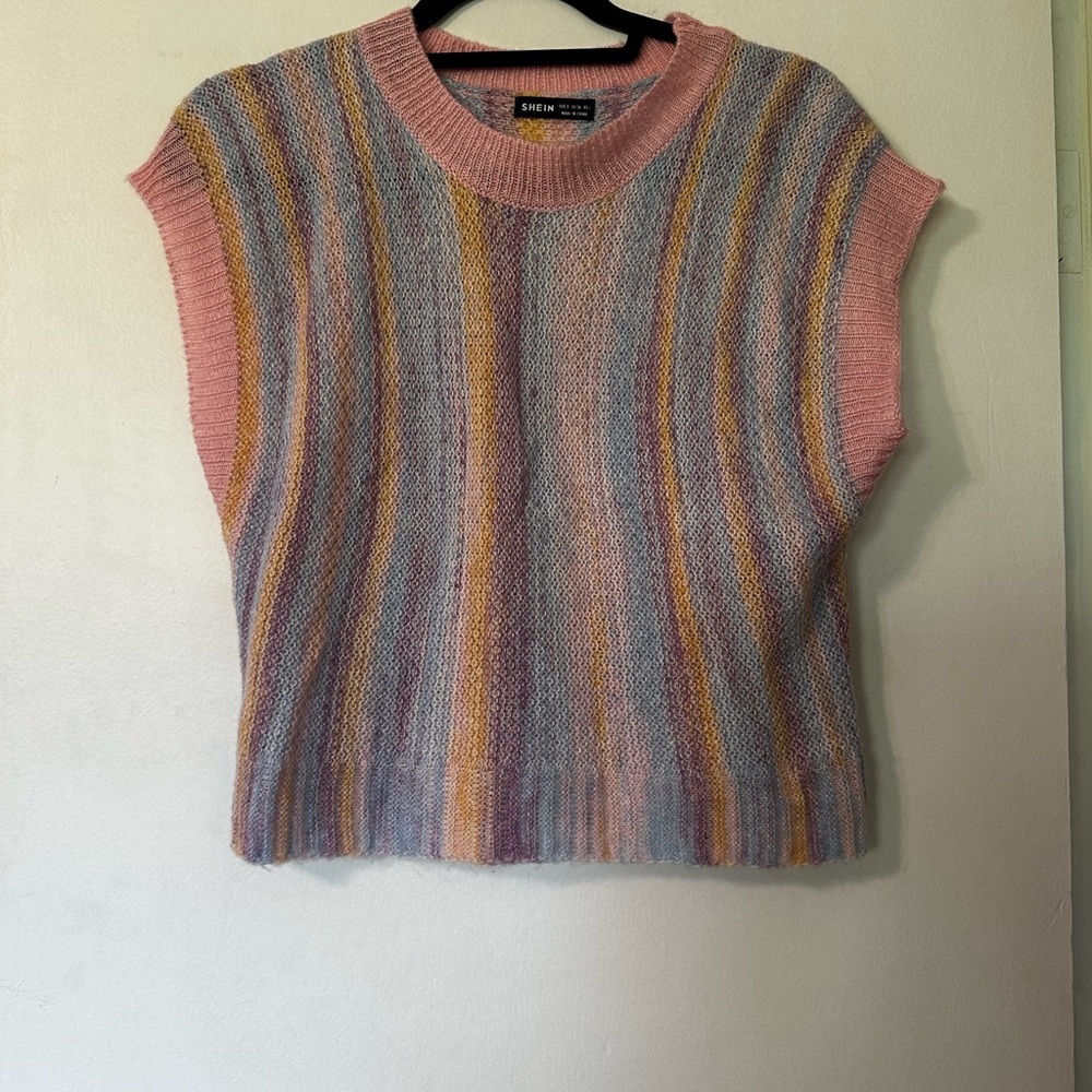 3/$10 🌼 SHEIN Knit Sweater Vest